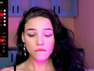 Erotični video klepet EmilyLuxxxury