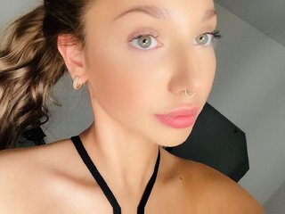 Erotični video klepet EmmaAngel