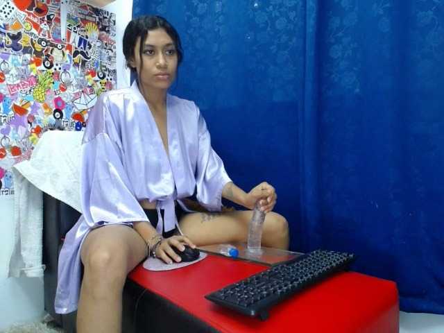 Oddajajo posnetke zaslona emmakidman