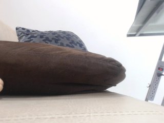 Oddajajo posnetke zaslona EmmaNigth