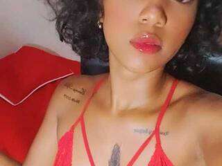 Erotični video klepet Emy-02