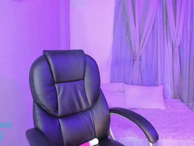 Oddajajo posnetke zaslona Emy-stone