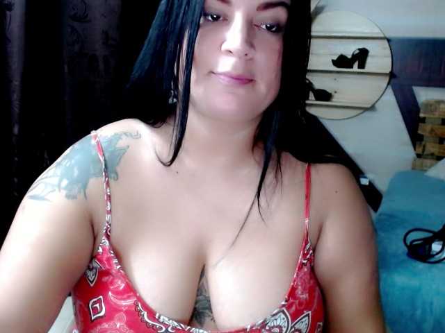 Fotografije emycurvy Lovense interactive whit your tips #ass#bbw#bigboobs#squirt#belly#feet#hairy