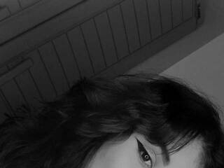 Erotični video klepet Emyli-rousse-