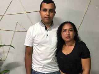 Erotični video klepet EMYLY-LIAM