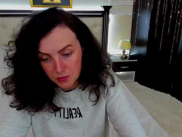 Oddajajo posnetke zaslona EricaSilver