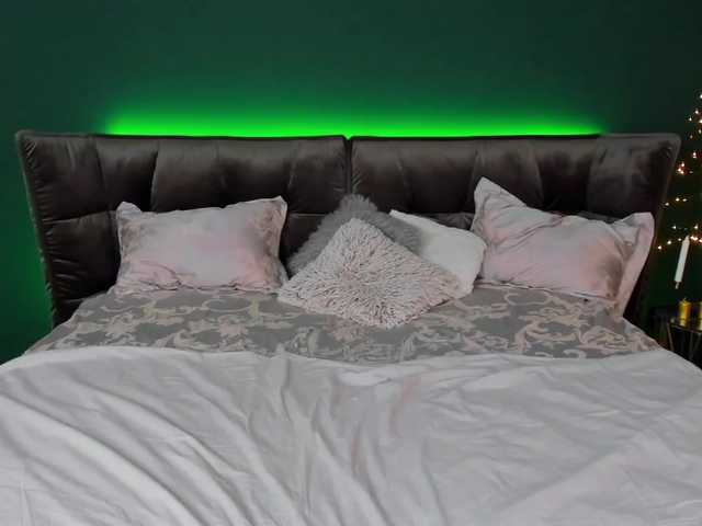 Oddajajo posnetke zaslona EricaSilver