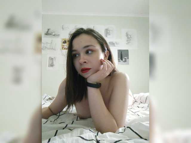 Oddajajo posnetke zaslona Erza01