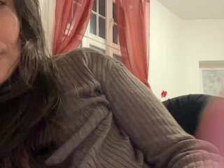 Erotični video klepet Esmiralda