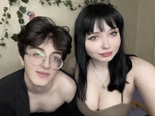 Erotični video klepet EthelAndre