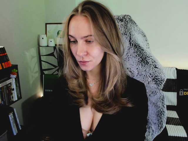Oddajajo posnetke zaslona Adamova_Eva