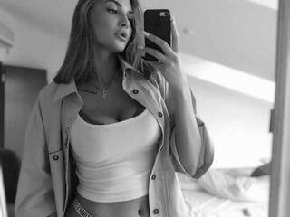 Erotični video klepet Eva-Flys