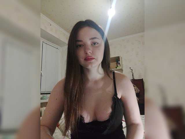 Oddajajo posnetke zaslona EvaEvy