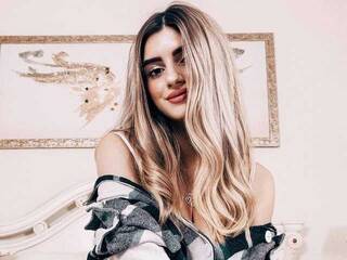 Erotični video klepet EvaGracee