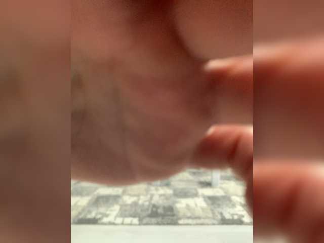 Oddajajo posnetke zaslona EvaLovel