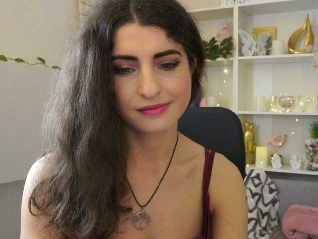 Oddajajo posnetke zaslona EVALOVIA