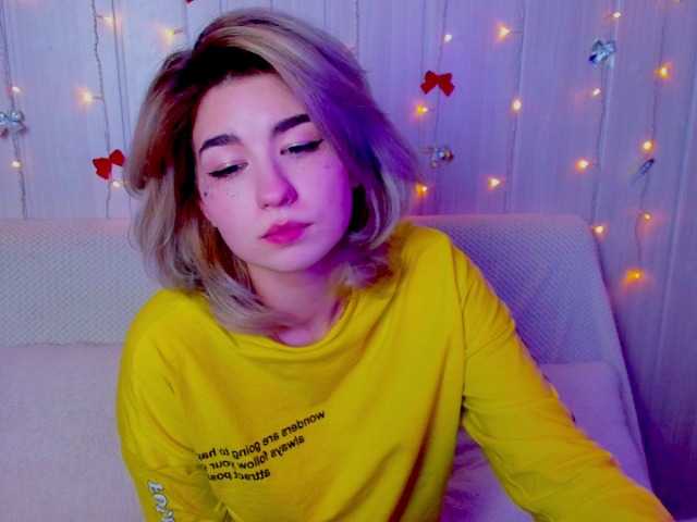 Oddajajo posnetke zaslona evamoonn