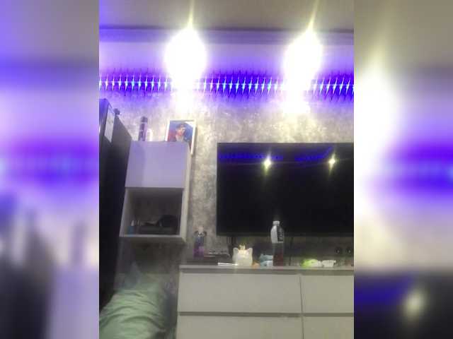 Oddajajo posnetke zaslona AvoDeviL