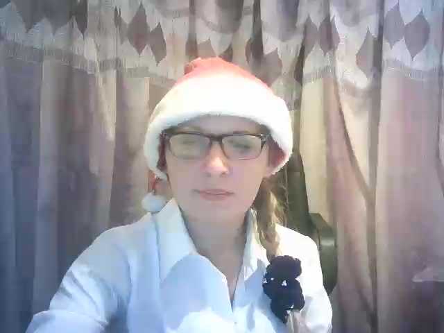 Oddajajo posnetke zaslona EvaOlsen