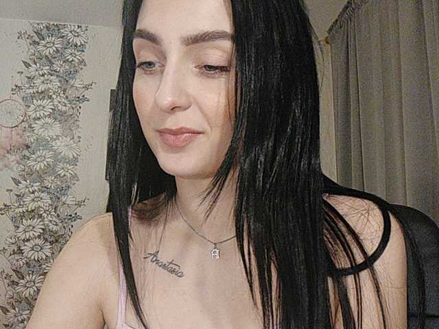 Oddajajo posnetke zaslona Evarozali