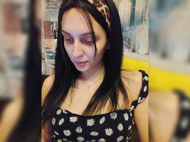 Oddajajo posnetke zaslona Evarozali