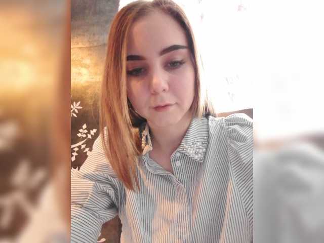 Oddajajo posnetke zaslona EvdokiaMoon