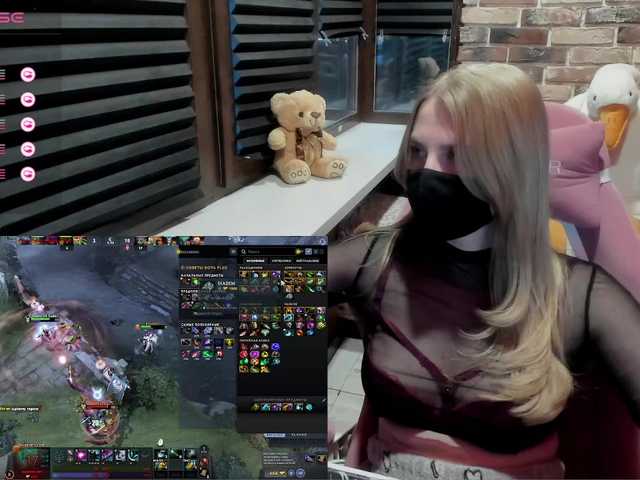 Oddajajo posnetke zaslona Evelina-Soonli