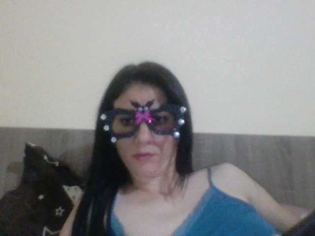 Oddajajo posnetke zaslona Evelynevasara1