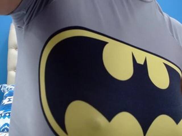 Oddajajo posnetke zaslona EvelynOwens