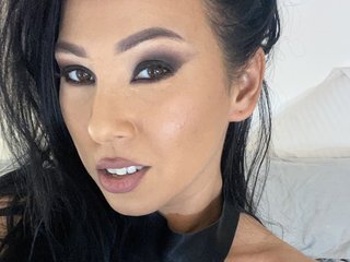 Erotični video klepet ExoticB3auty