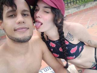 Erotični video klepet ExoticGelato