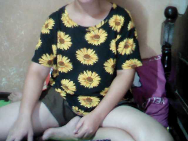 Oddajajo posnetke zaslona extraHOTbabe