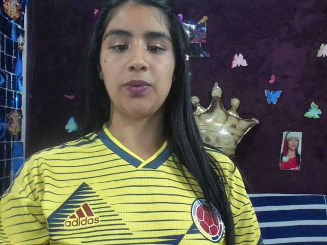 Oddajajo posnetke zaslona Madalinekroft