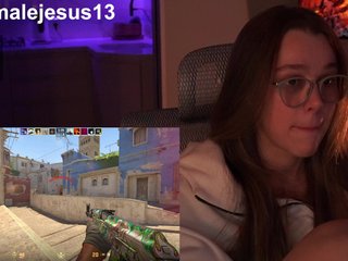 Erotični video klepet FemaleJesus1