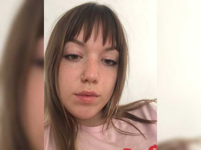 Oddajajo posnetke zaslona Fifiruu