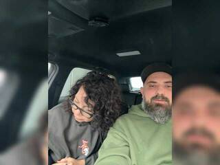 Erotični video klepet Flora8845