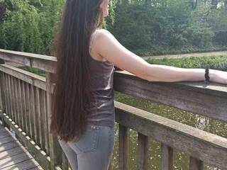 Erotični video klepet FluffyHot