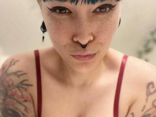 Erotični video klepet FRRANNKIE