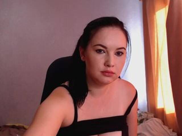 Oddajajo posnetke zaslona Get-Naked