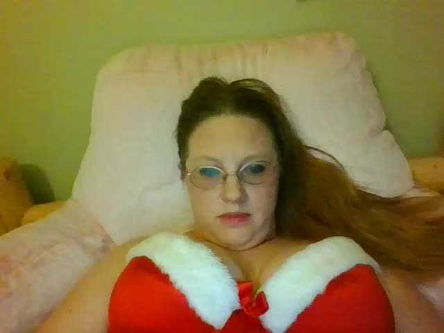 Fotografije ghostears Will I make the naughty or nice list #Lovense#bbw#bigboobs#chubby#daddy#chatting#new