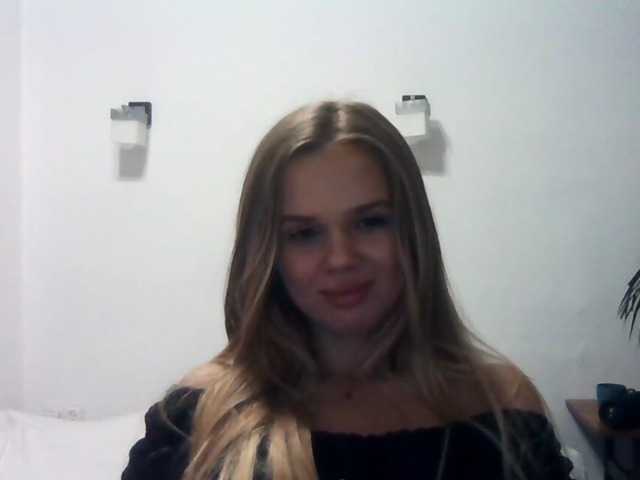 Oddajajo posnetke zaslona Ginaxbb