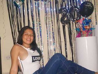 Erotični video klepet Giselle5