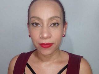 Erotični video klepet gissele-blue