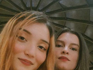 Erotični video klepet Glossier-cherry