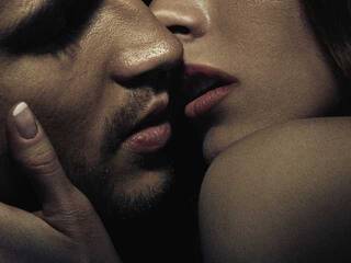 Erotični video klepet SunKissss