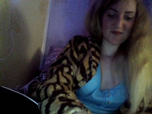 Oddajajo posnetke zaslona GoldenFish123