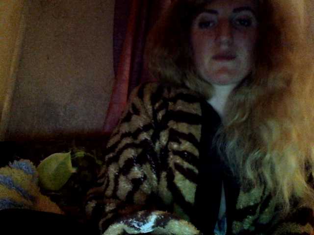 Oddajajo posnetke zaslona GoldenFish123