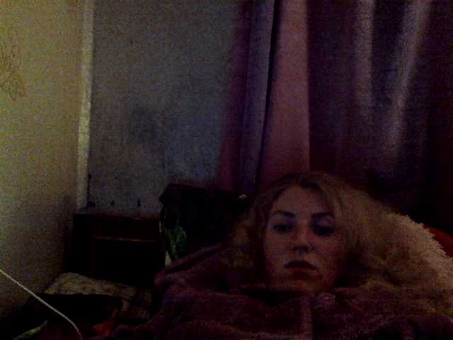 Oddajajo posnetke zaslona GoldenFish123