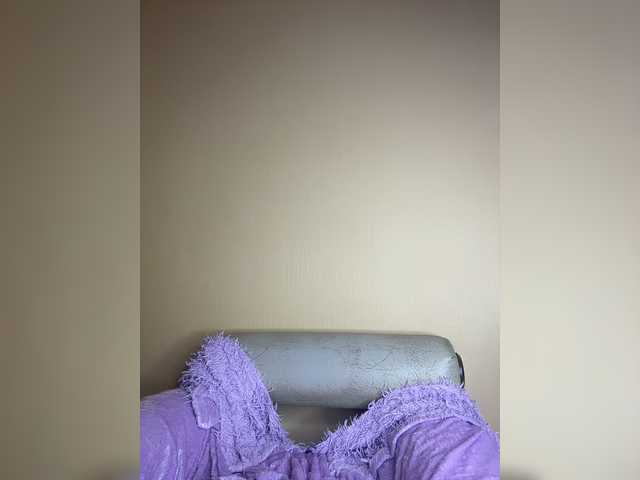 Oddajajo posnetke zaslona GoldPussy69