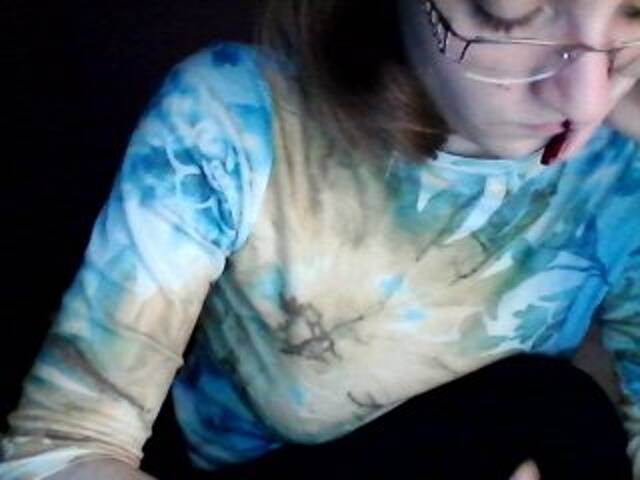 Oddajajo posnetke zaslona GoodGirlXS